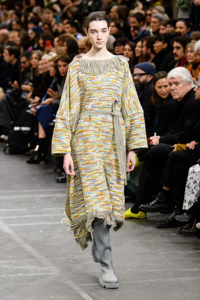 Look 22